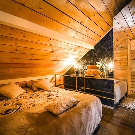 ラブホテル De Luxe *